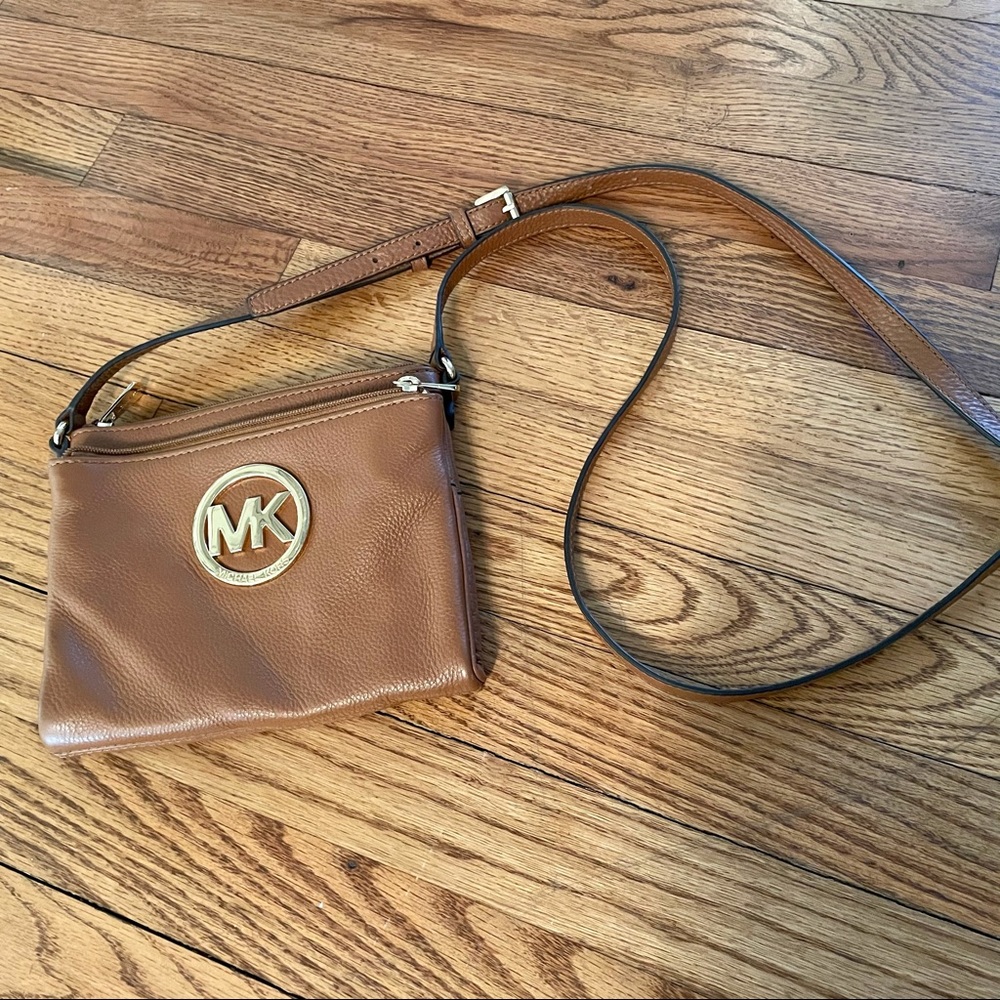 Michael Kors Crossbody Bag in Cognac - Picture 8 of 9
